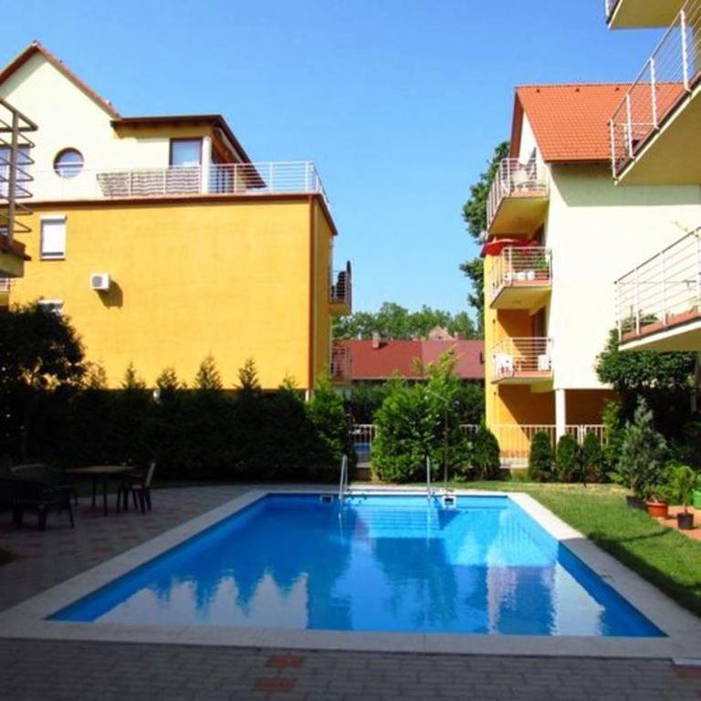 Siraly Apartman Siófok Eksteriør bilde